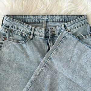 Old Navy Higher High-Rise Flare Jeans - 10